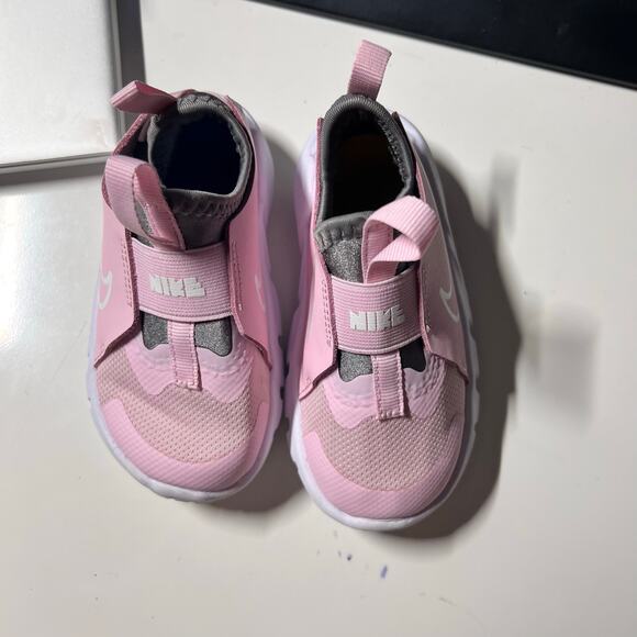 Nike Flex Runner 2 Toddler Girls Slip On Running Sneakers Size 7C Athletic Shoes - Picture 2 of 8